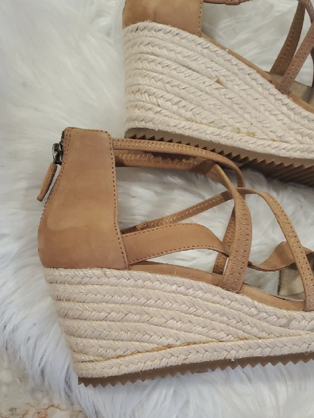 Nwot Eileen Fisher Tan Suede Crisscross Espadrille Wedges